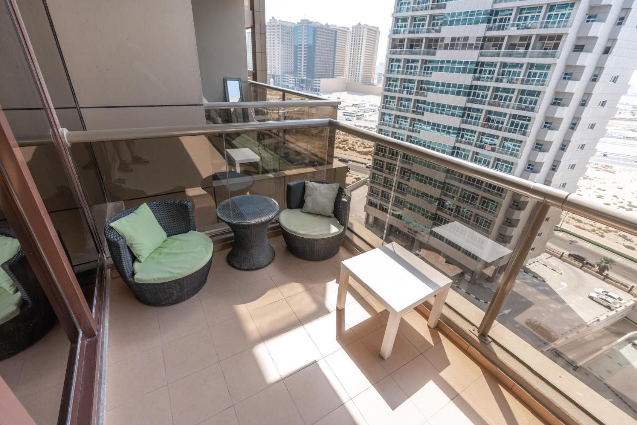 Residences At Elite Sports City Dubai Exteriör bild